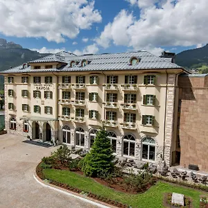 Hotel Grand Savoia Cortina D'ampezzo, A Radisson Collection, Cortina dʼAmpezzo
